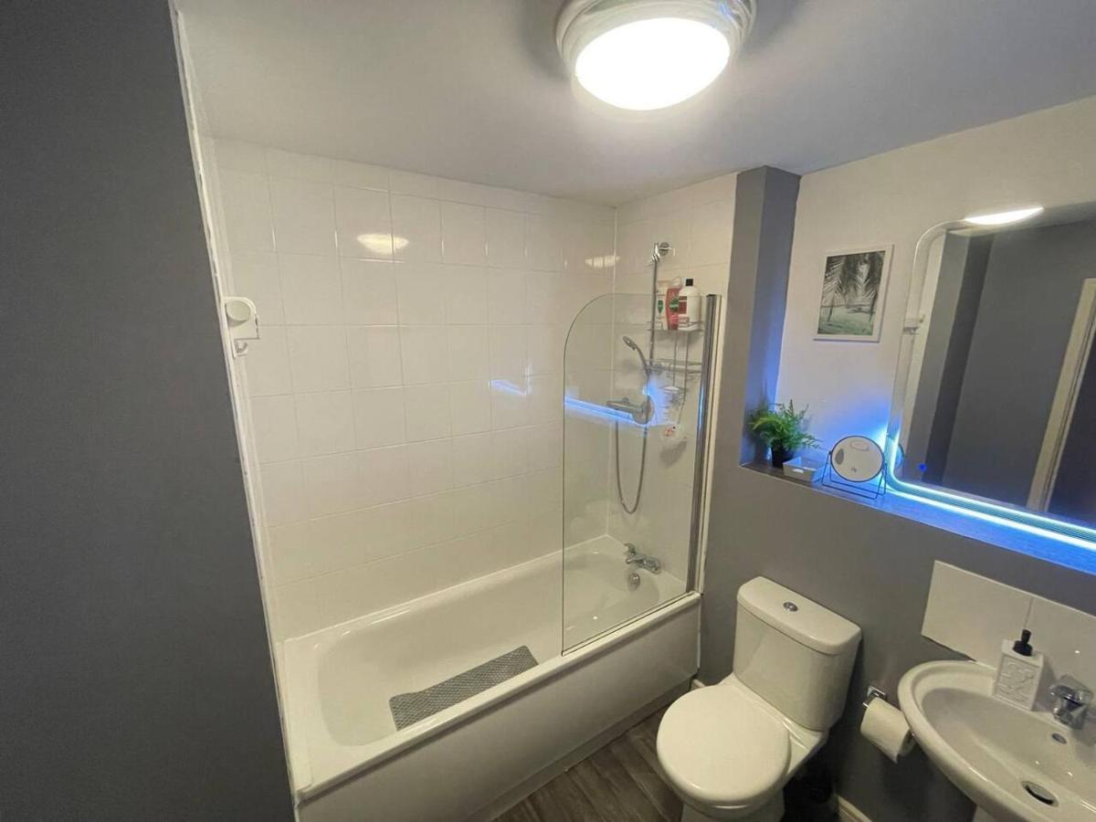 Cityfront Cosy Apt Near City Centre & Etihad Stadium, Free Parking Mánchester Exterior foto